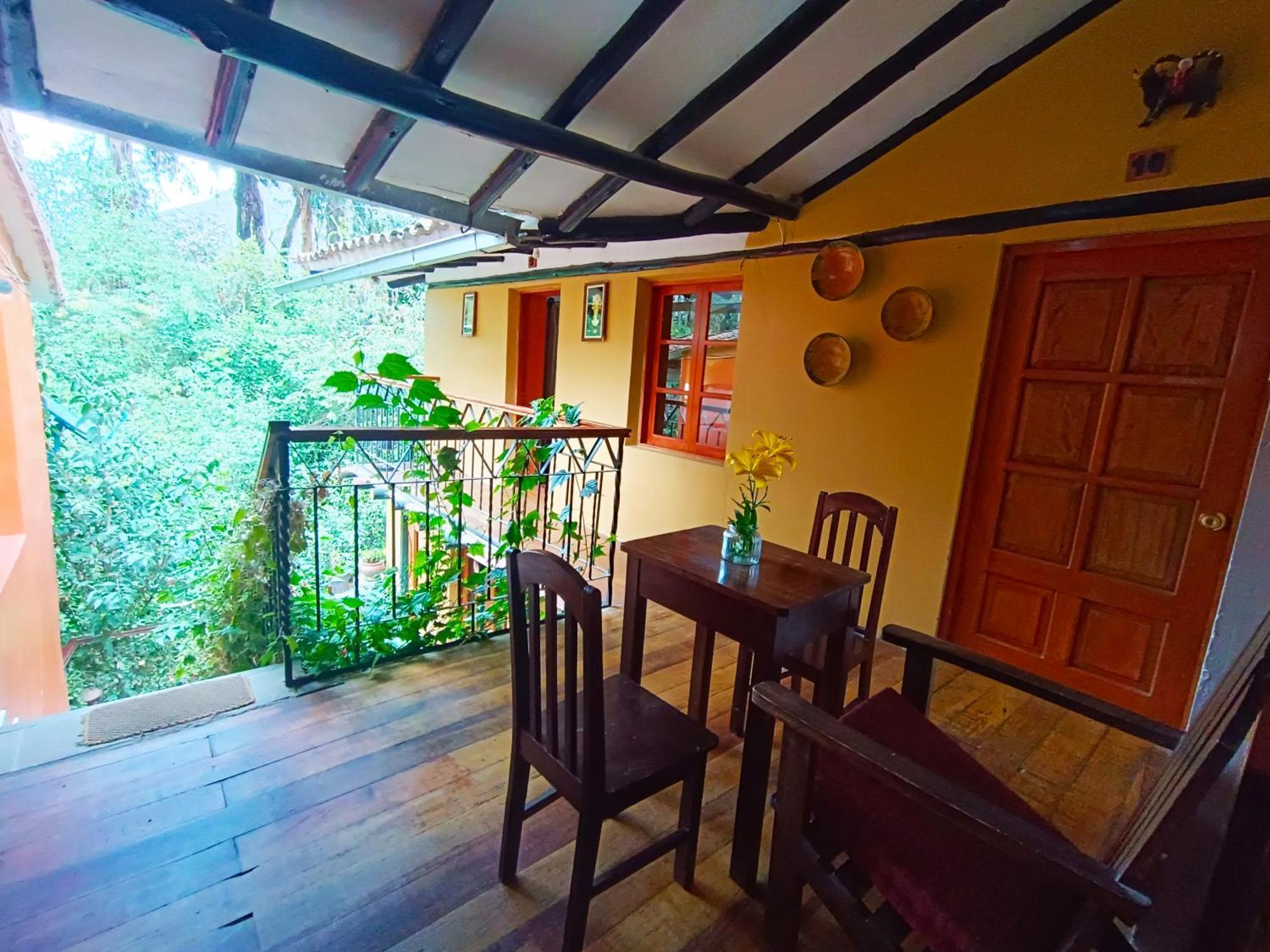 Wayras Hostal Ollantaytambo Exteriör bild