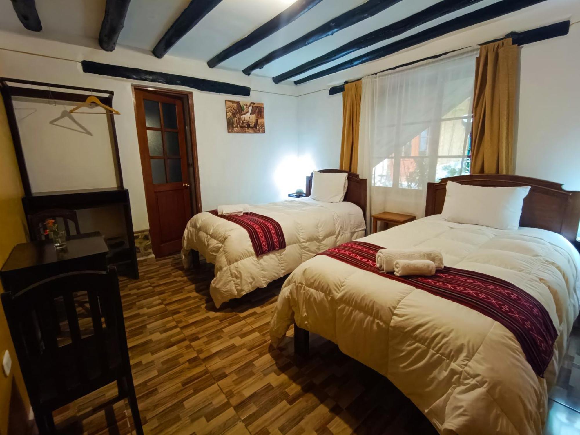 Wayras Hostal Ollantaytambo Exteriör bild