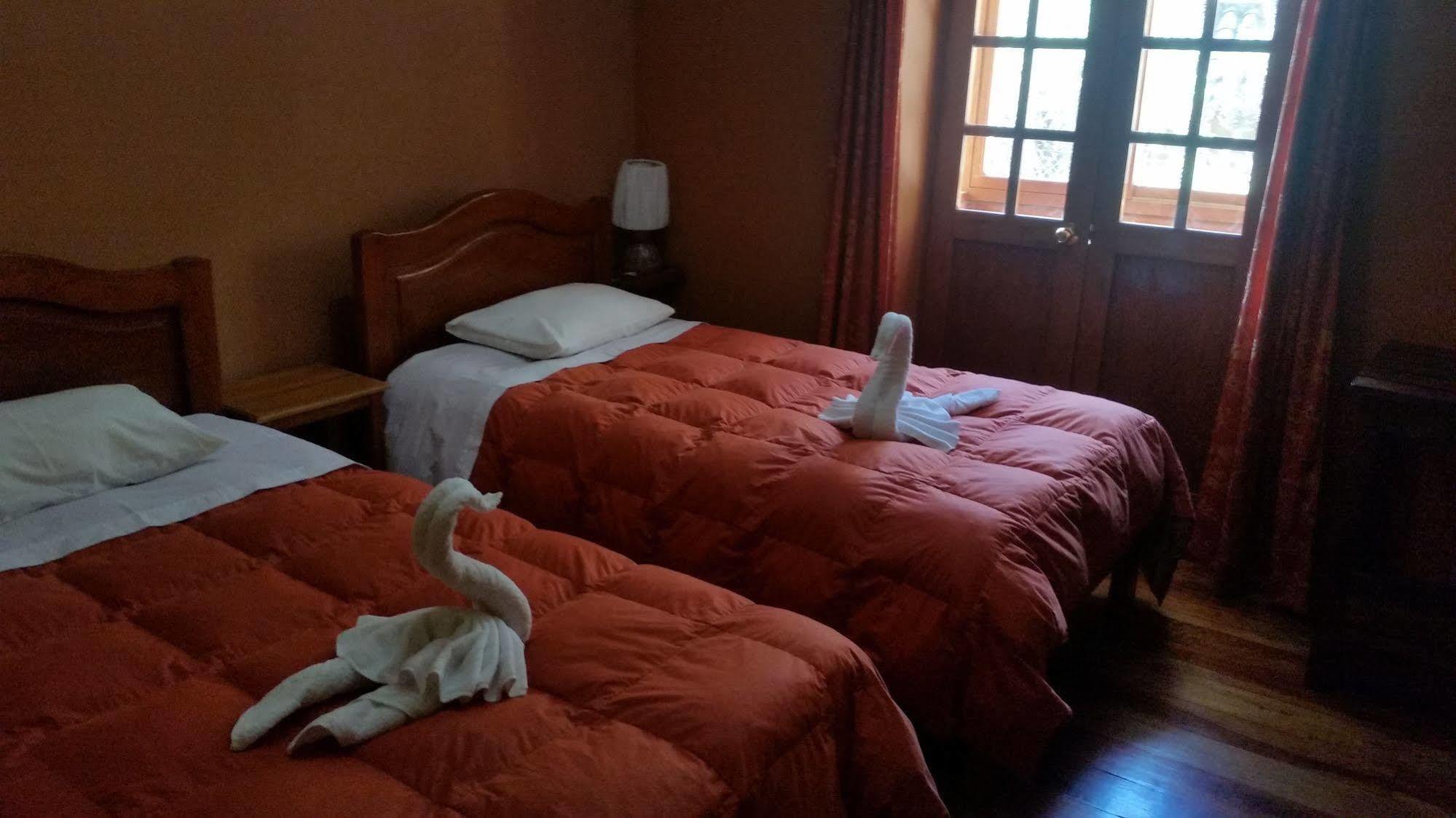 Wayras Hostal Ollantaytambo Exteriör bild